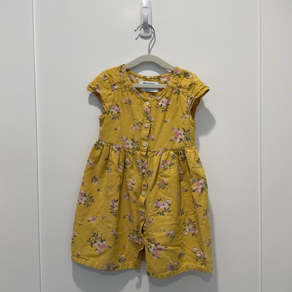 (5/$35) Yellow Floral 3T Old Navy Sundress